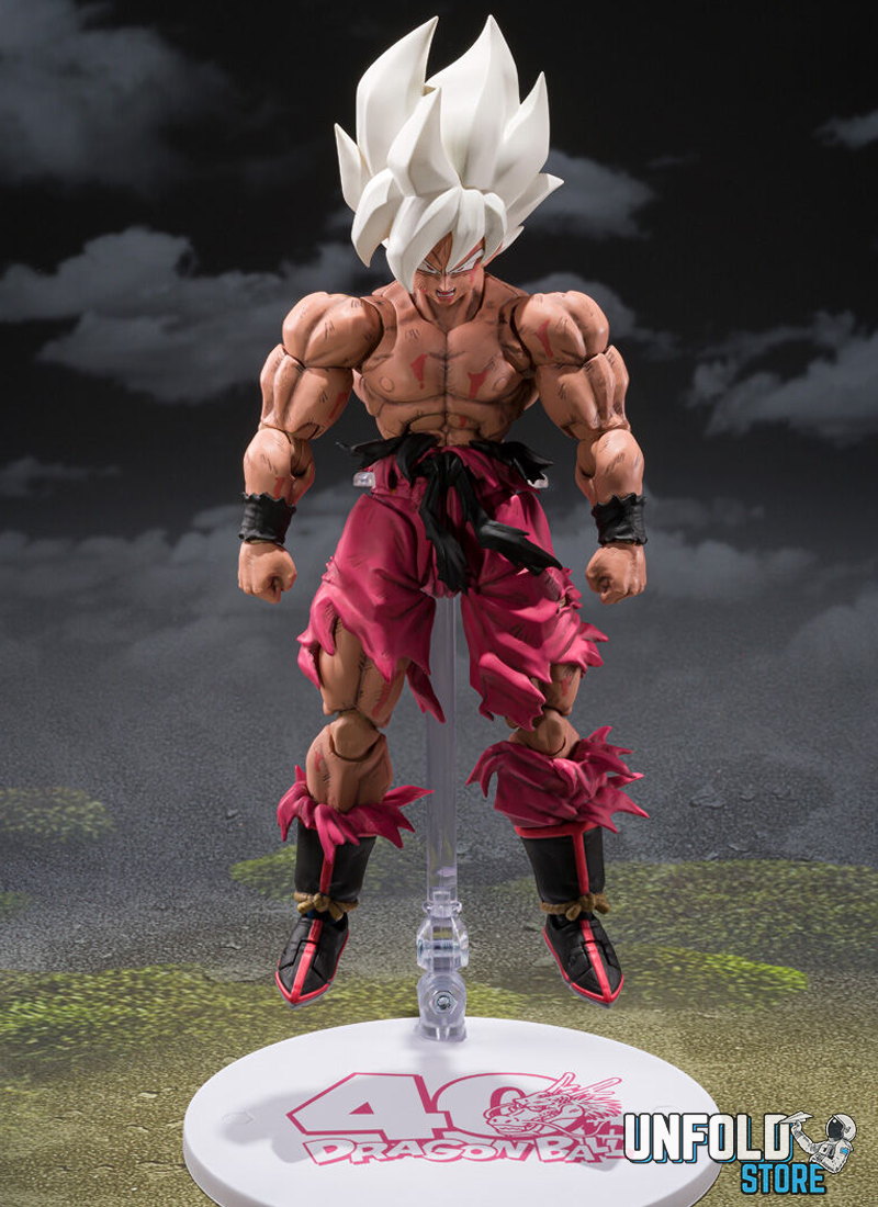 Goku Figure Thumb
