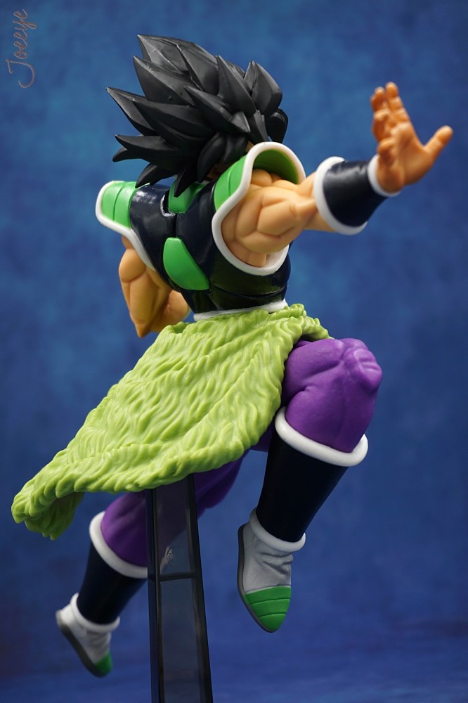 Broly Figure Thumb